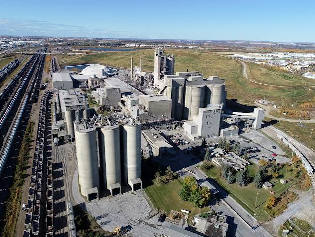 Cement production facility using alternative fuel